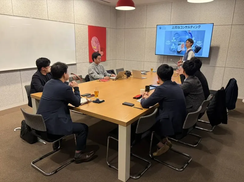 社内研修を定期的に開催